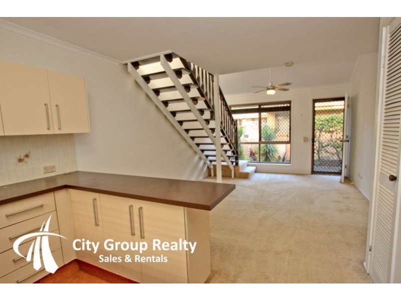 30 Sportsman Avenue, Mermaid Beach QLD 4218