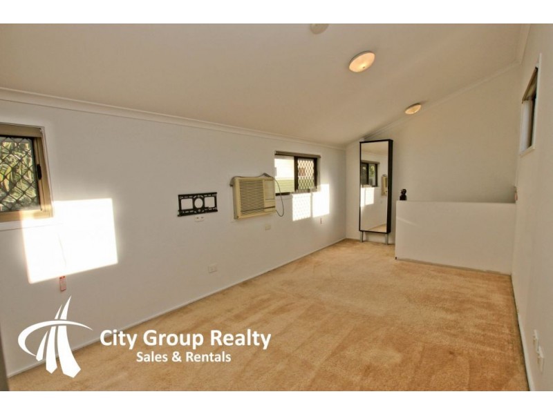 30 Sportsman Avenue, Mermaid Beach QLD 4218