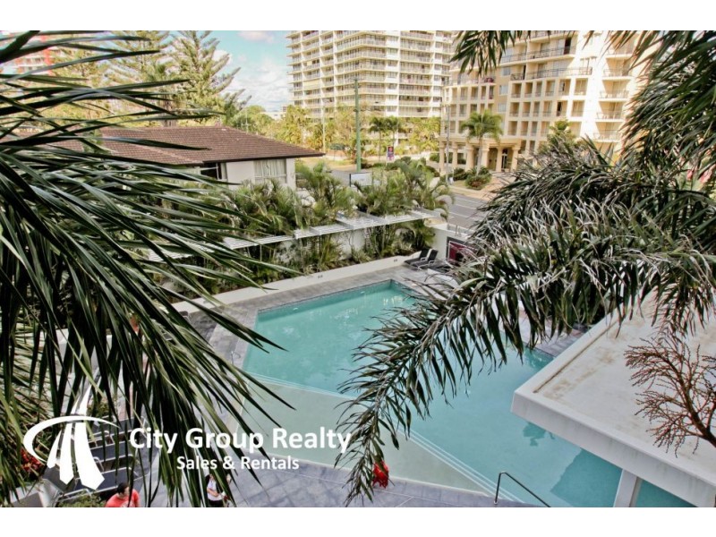 18 Enderley Avenue, Surfers Paradise QLD 4217