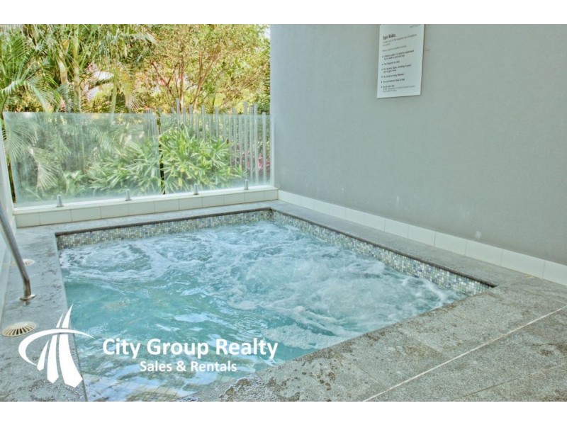 18 Enderley Avenue, Surfers Paradise QLD 4217