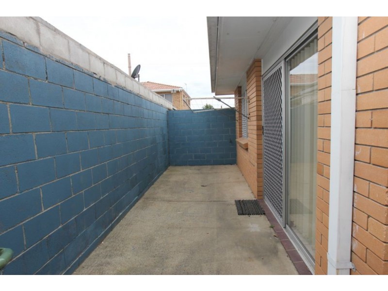 111 Monaco Street, Broadbeach Waters QLD 4218