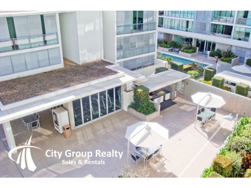 Broadbeach Waters QLD 4218
