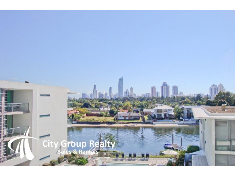 Broadbeach Waters QLD 4218