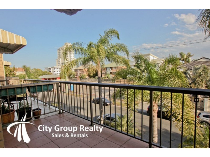 9 Bradford Street, Labrador QLD 4215