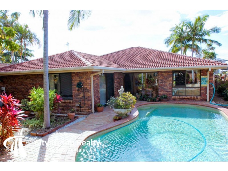 7 Kincardine Street, Benowa Waters QLD 4217