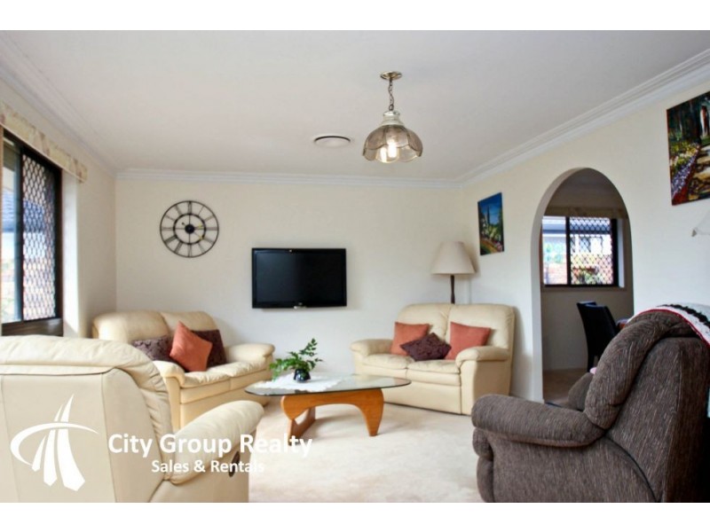 7 Kincardine Street, Benowa Waters QLD 4217