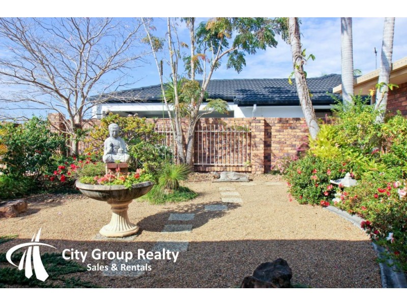 7 Kincardine Street, Benowa Waters QLD 4217