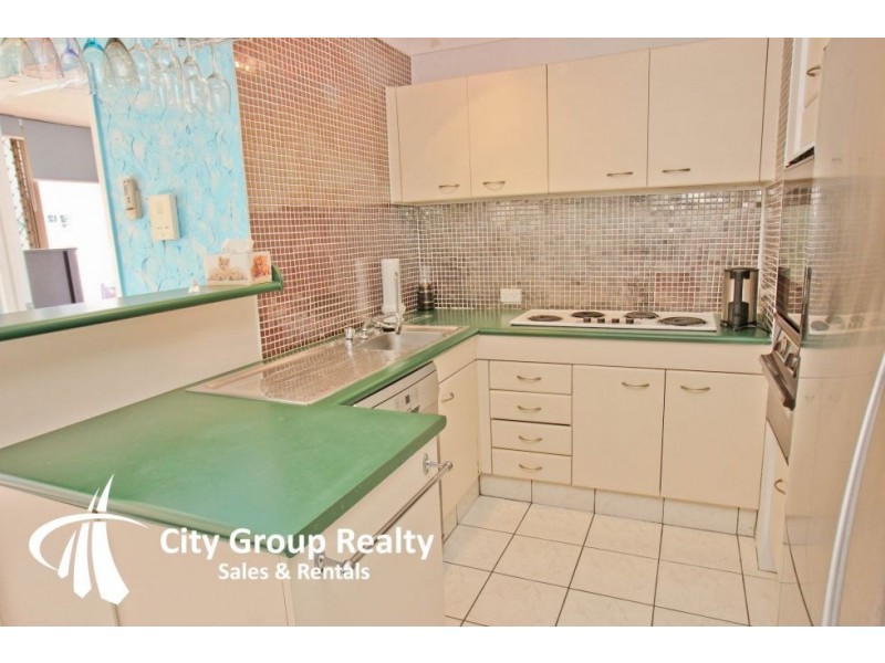 19 Fern Street, Broadbeach QLD 4218