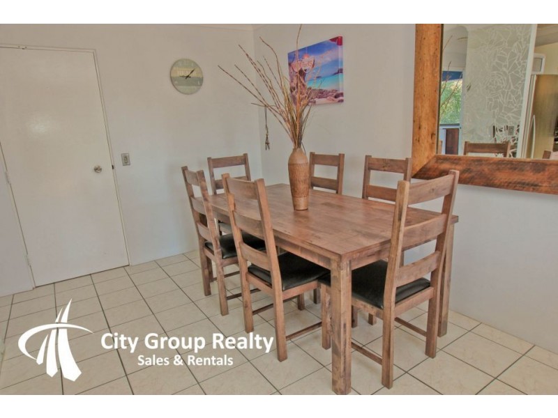 19 Fern Street, Broadbeach QLD 4218