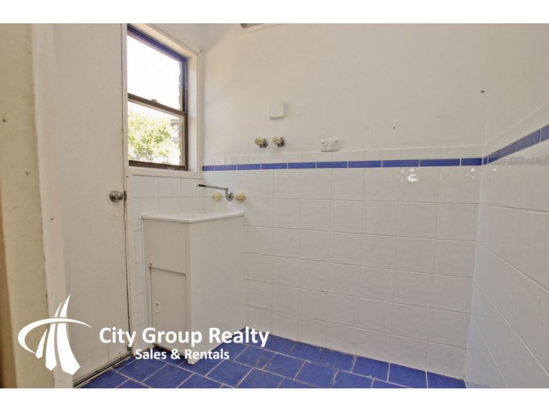 8 Augusta Court, Coombabah QLD 4216