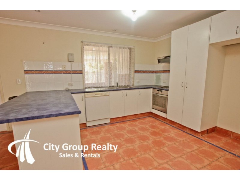 8 Augusta Court, Coombabah QLD 4216