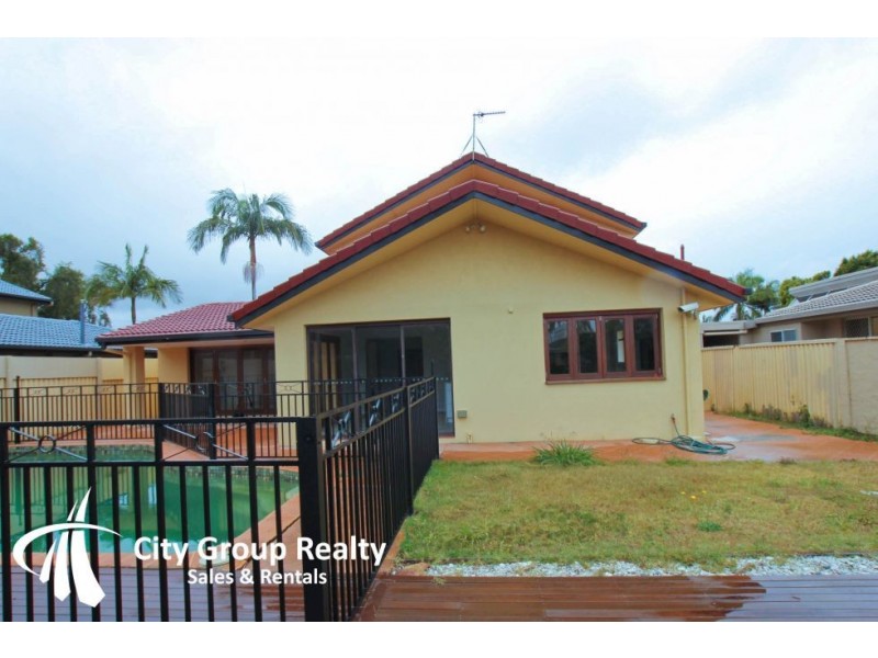 Broadbeach Waters QLD 4218