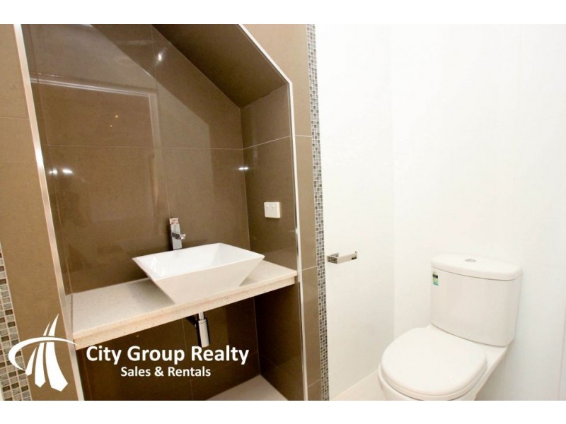 Broadbeach Waters QLD 4218