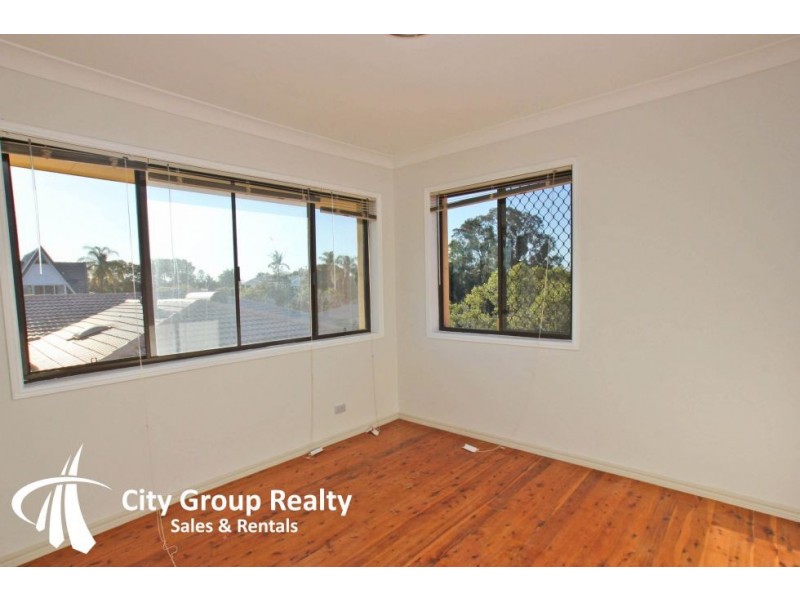 Broadbeach Waters QLD 4218