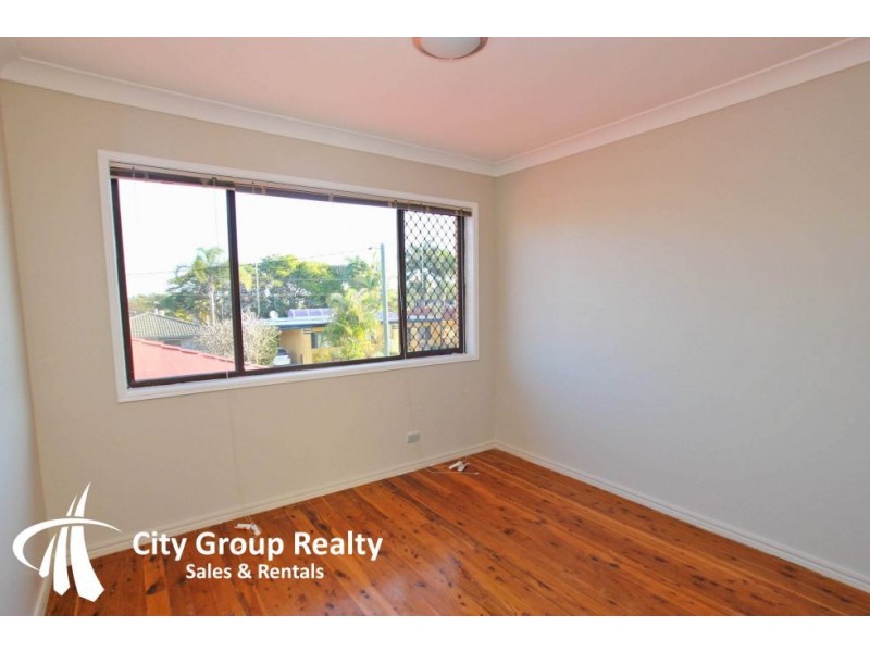 Broadbeach Waters QLD 4218