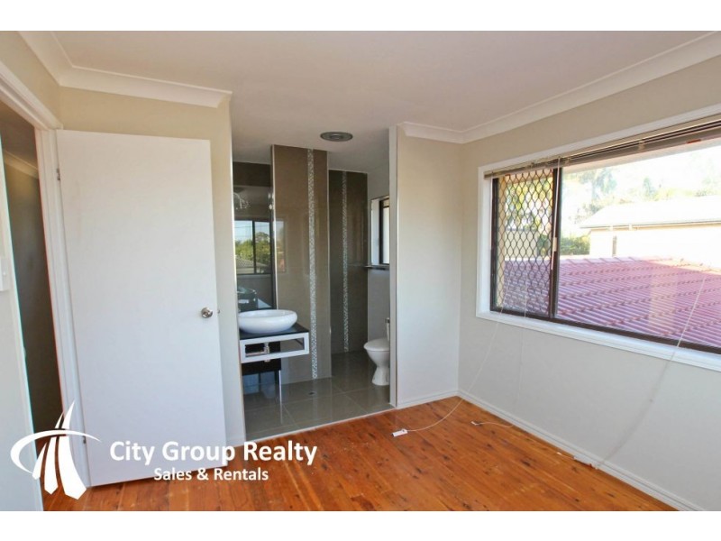 Broadbeach Waters QLD 4218