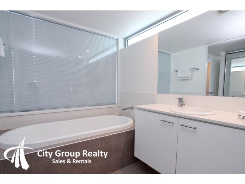 Broadbeach QLD 4218