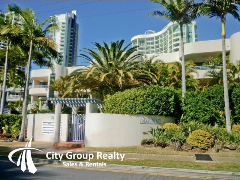 32 Cronin Avenue, Main Beach QLD 4217