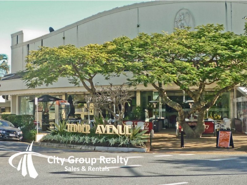 32 Cronin Avenue, Main Beach QLD 4217