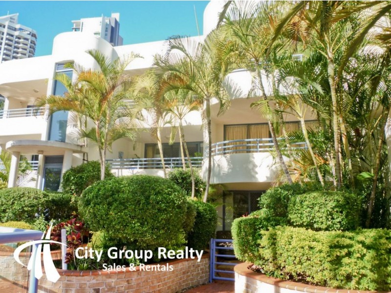 32 Cronin Avenue, Main Beach QLD 4217