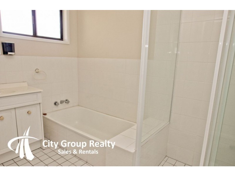 Benowa QLD 4217