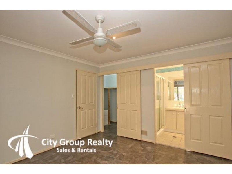 42 Greenwich Ct, Robina QLD 4226