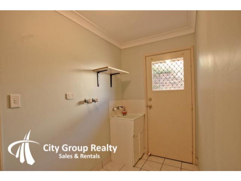 42 Greenwich Ct, Robina QLD 4226