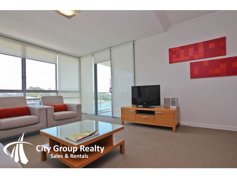 Broadbeach Waters QLD 4218