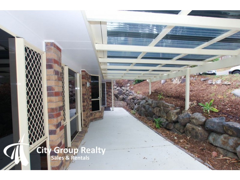 11 Paddington Drive, Carrara QLD 4211