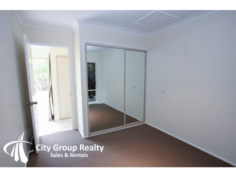 11 Paddington Drive, Carrara QLD 4211