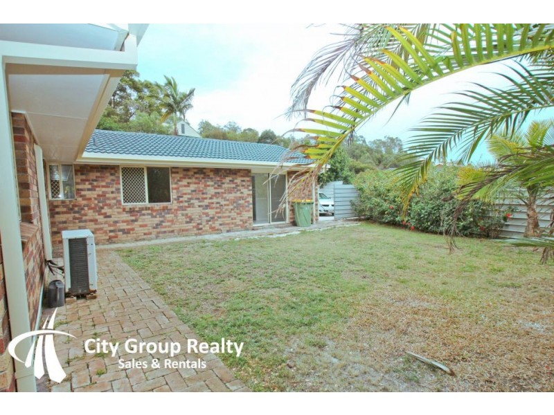 11 Paddington Drive, Carrara QLD 4211