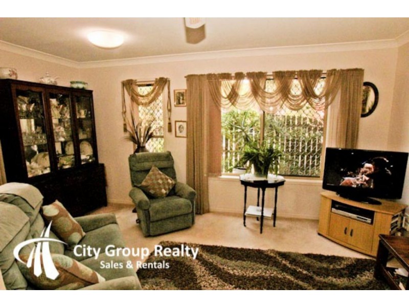 1/15 Cypress Tce, Palm Beach QLD 4221