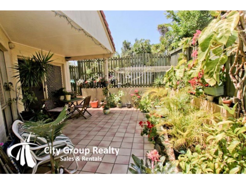1/15 Cypress Tce, Palm Beach QLD 4221