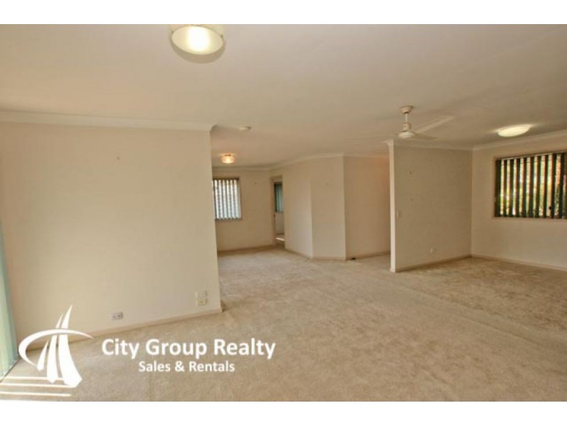 Highland Park QLD 4211