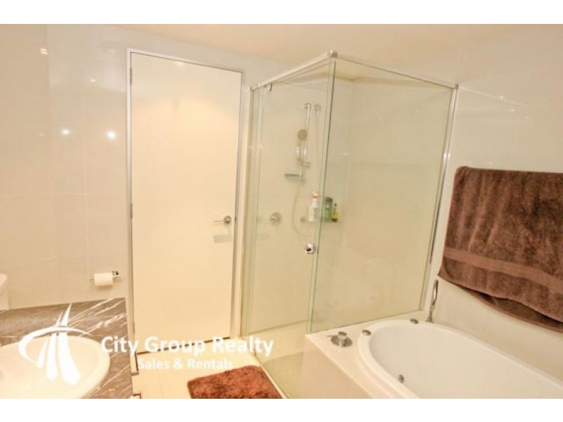 2004 Avalon, Surfers Paradise QLD 4217