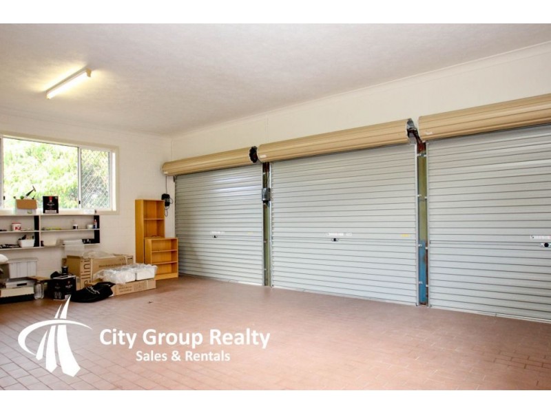 16 Sailaway Street, Mermaid Waters QLD 4218