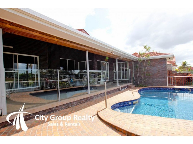 16 Sailaway Street, Mermaid Waters QLD 4218