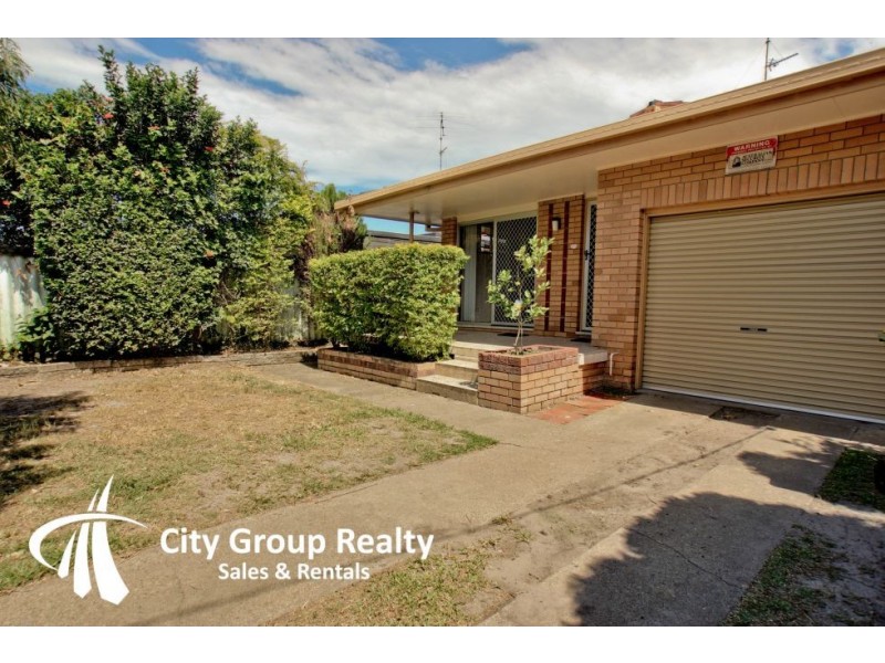 34 Paradise Avenue, Miami QLD 4220