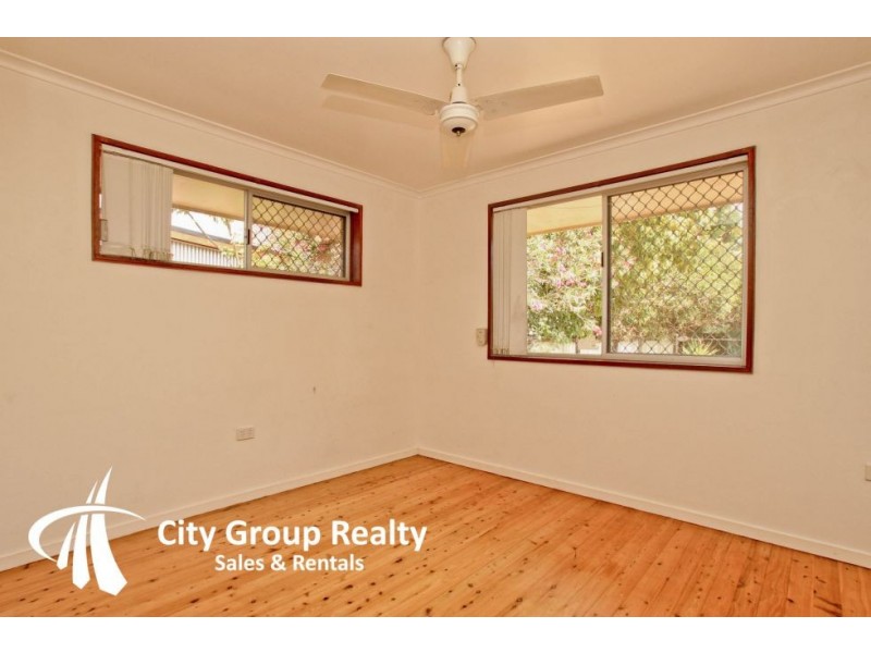 34 Paradise Avenue, Miami QLD 4220