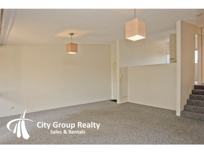 20 Rudd Street, Broadbeach Waters QLD 4218