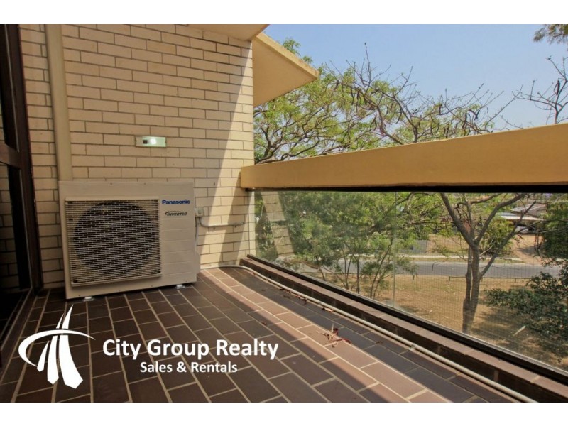 20 Rudd Street, Broadbeach Waters QLD 4218