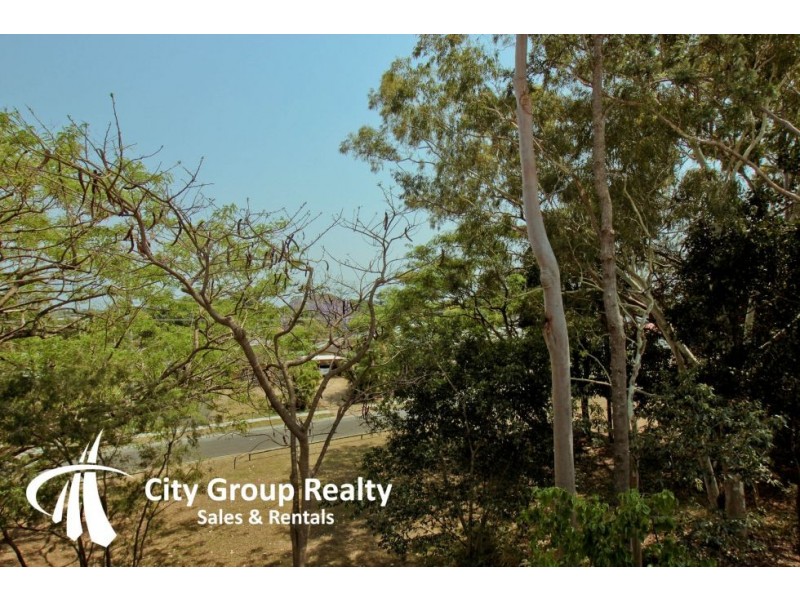 20 Rudd Street, Broadbeach Waters QLD 4218