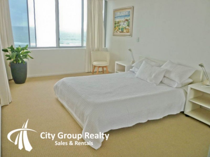 25 Northcliffe Tce, Surfers Paradise QLD 4217