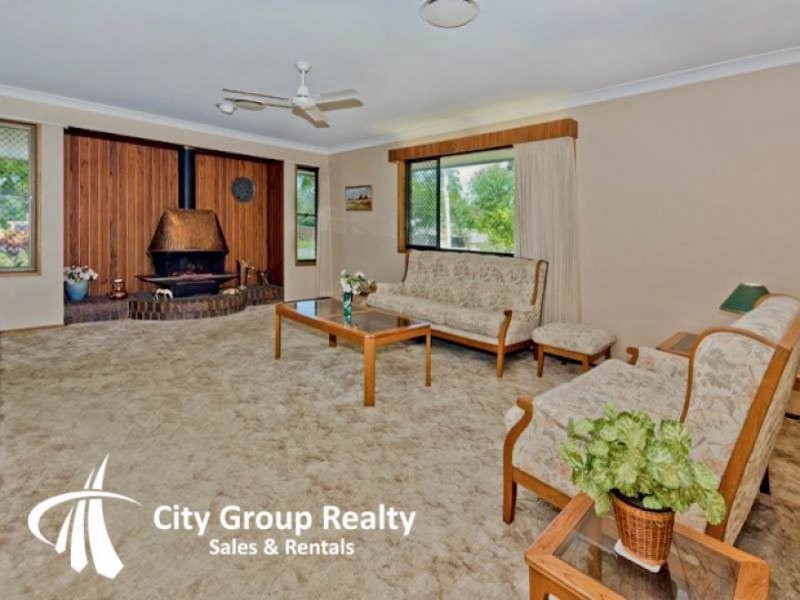 38 Hillview Parade, Ashmore QLD 4214