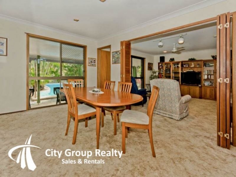38 Hillview Parade, Ashmore QLD 4214