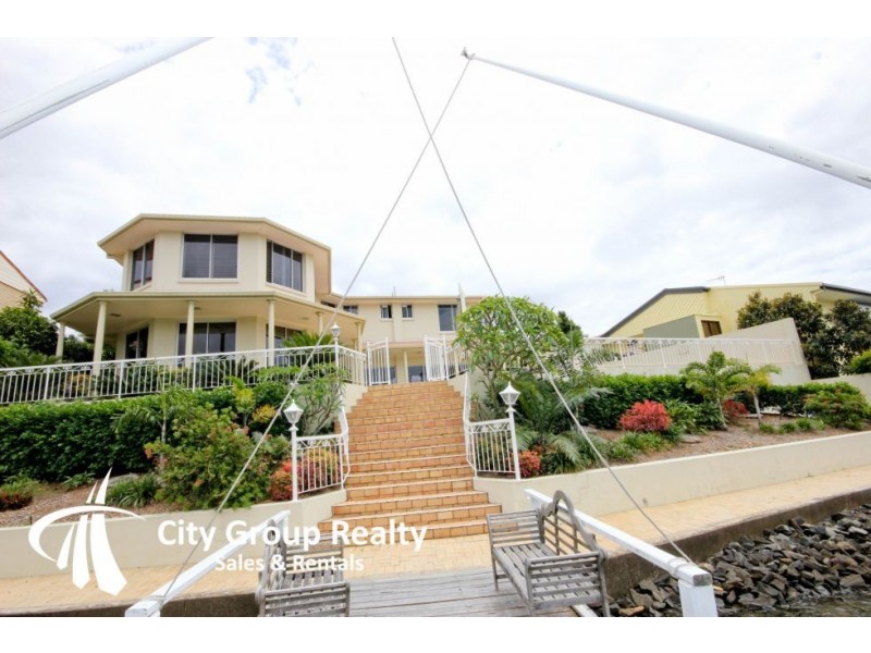 18 Kookaburra Cres, Surfers Paradise QLD 4217
