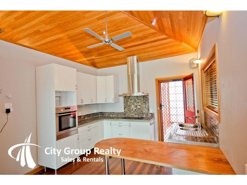 Burleigh Heads QLD 4220