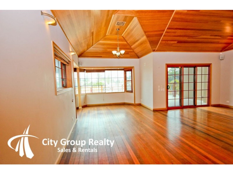 Burleigh Heads QLD 4220