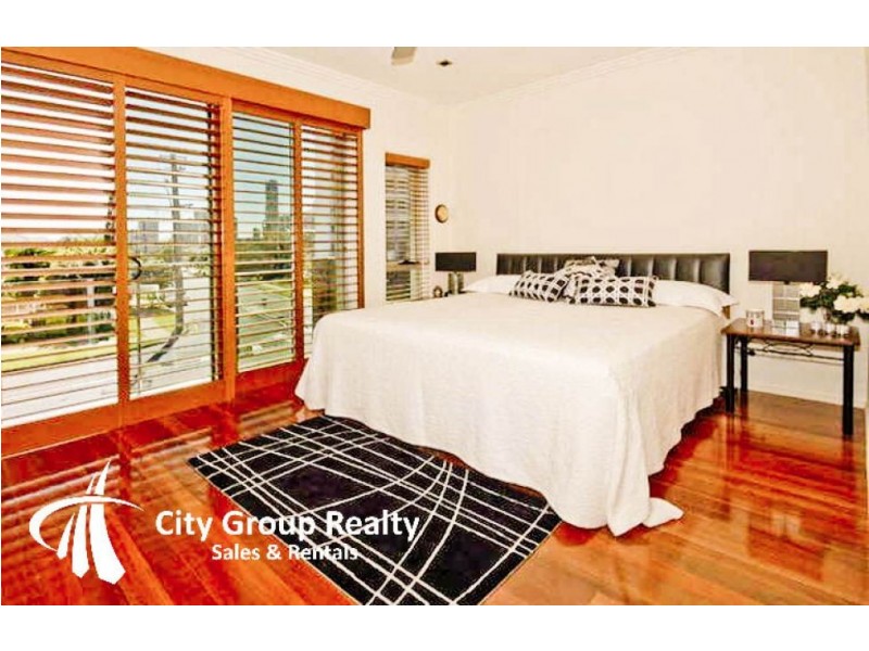 Chevron Island QLD 4217