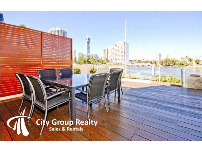 Chevron Island QLD 4217